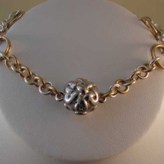 Inverted-Aura-4--Goldfill-and-Sterling-Bracelet-Clasp