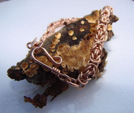 Rose-Gold-Byz-Bracelet--Clasp.jpeg